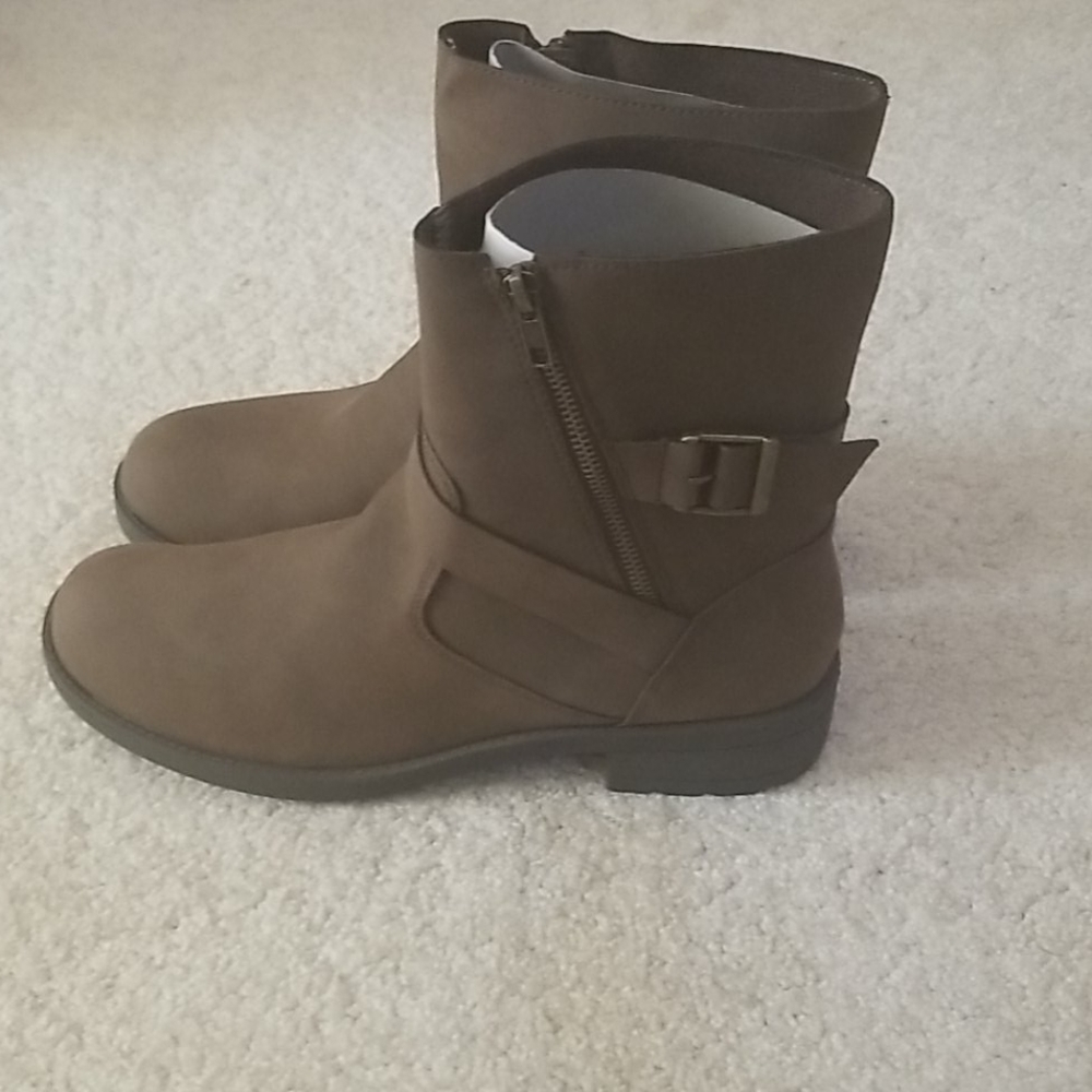 Women's Size 12 Payless Willa Moto Boot